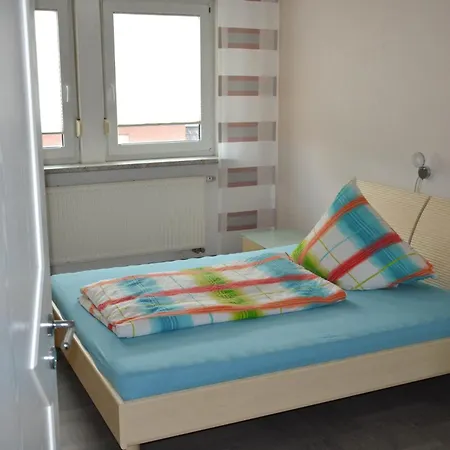 Monteurwohnung Schulte Apartman *