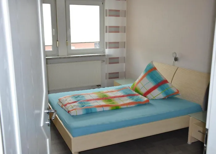 Monteurwohnung Schulte Apartman *